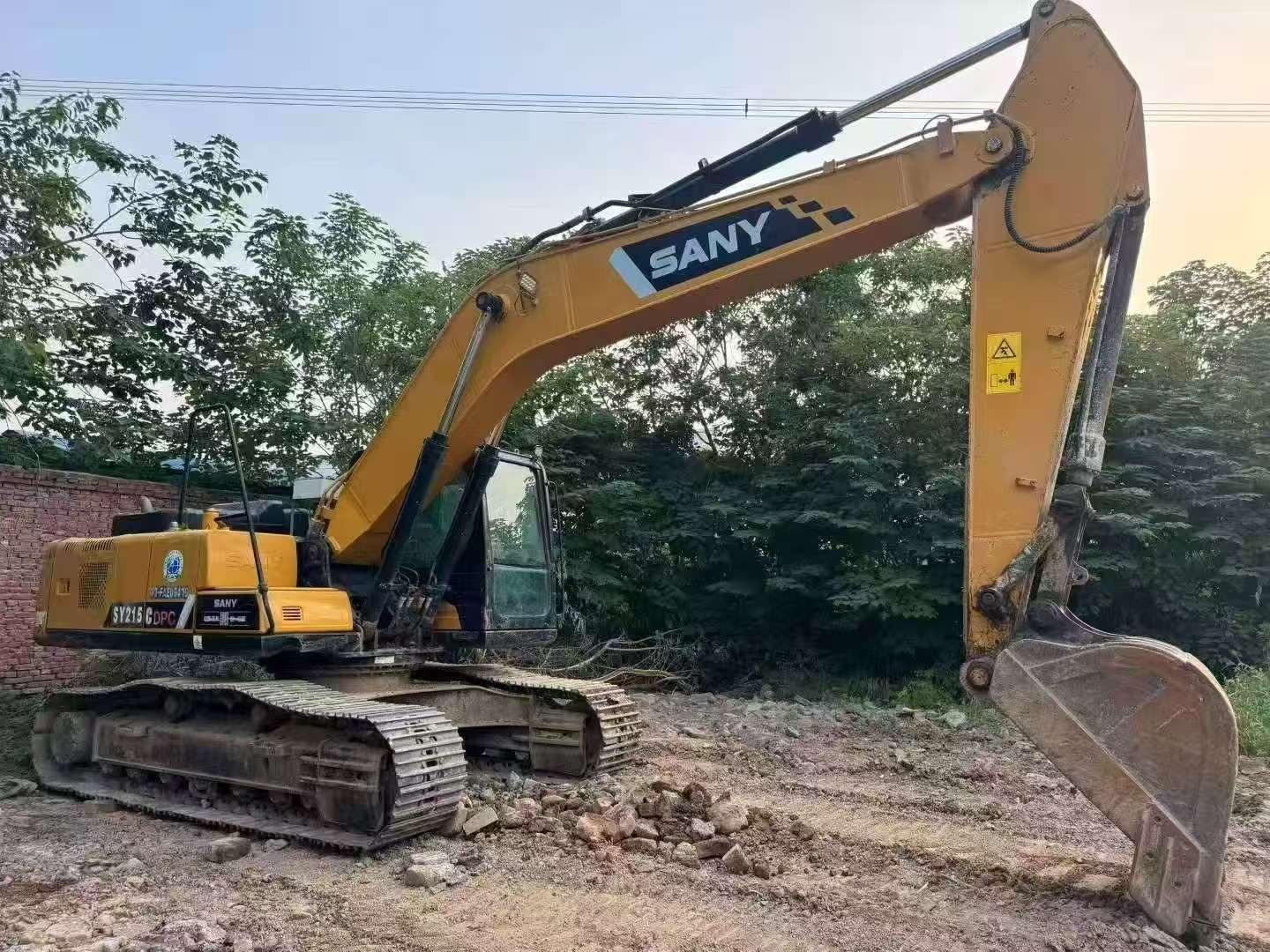 2021 рік SANY 205 вживаний екскаватор