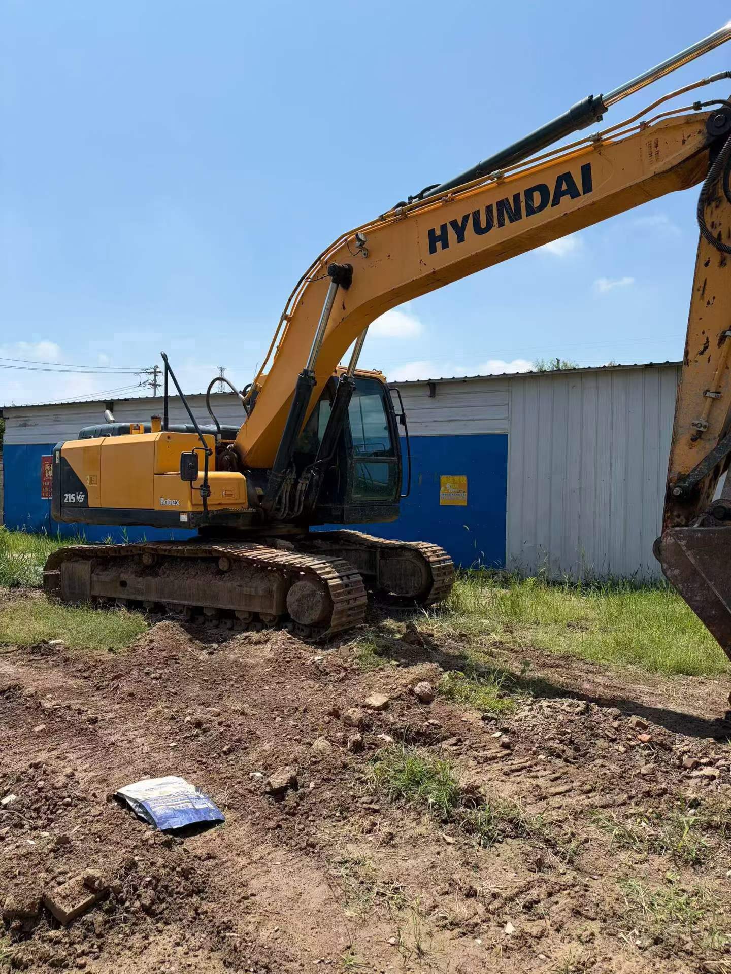 2021 Hyundai 215 Escavadeira Usada