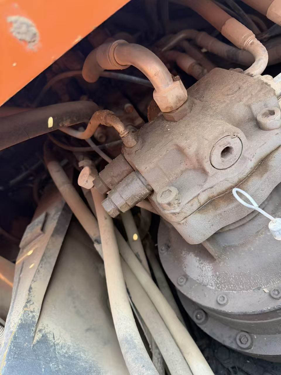 Tahun belum ditentukan Hitachi 330-3G excavator bekas