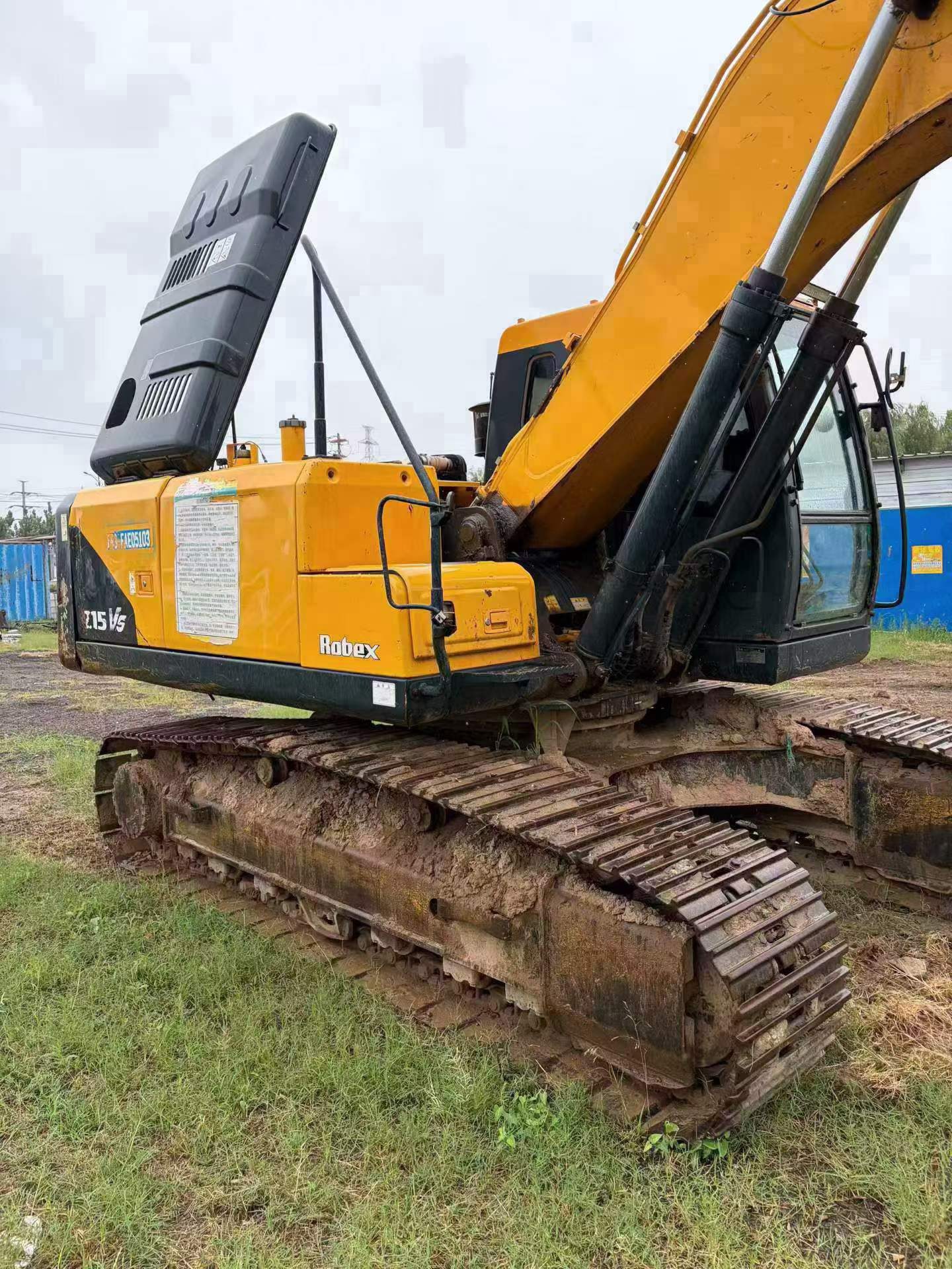 2018 Hyundai 215 Escavadeira Usada