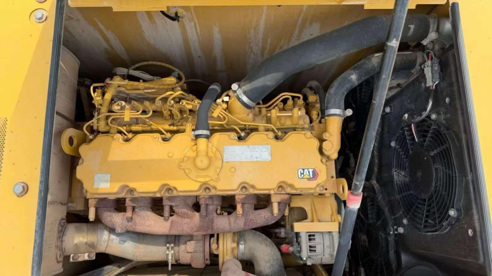 2023 год Caterpillar 323 б/у экскаватор