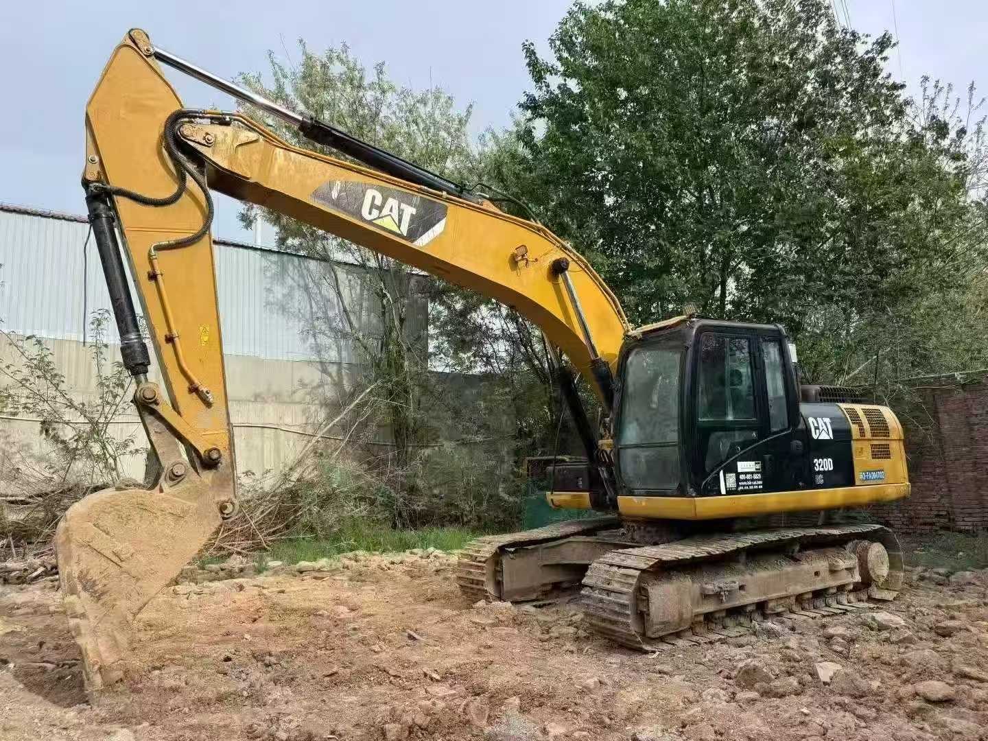 2017 Caterpillar 320D2 Excavator Bekas