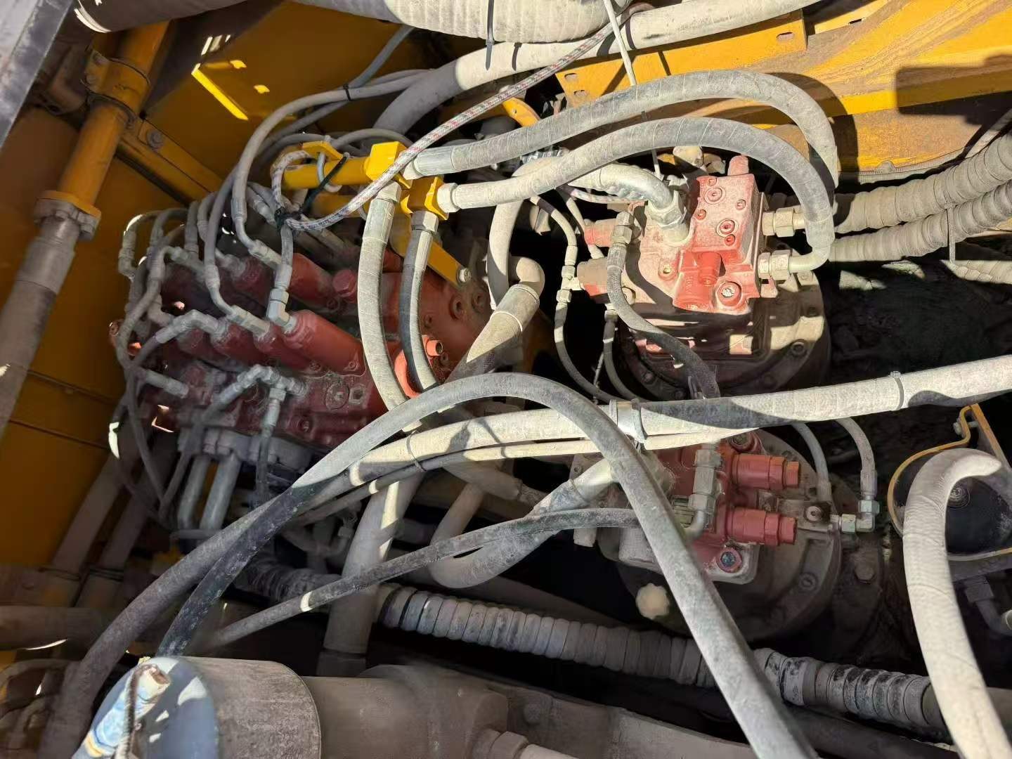 2022 рік LiuGong 965 вживаний екскаватор