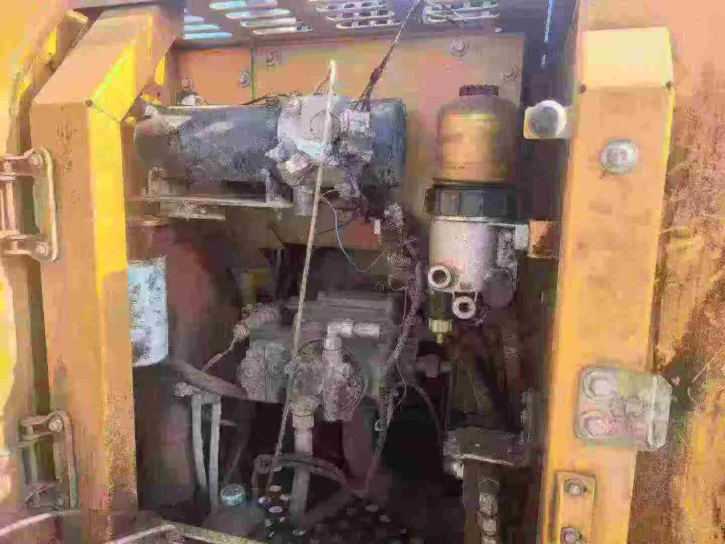 2021 سنة XCMG 155 حفارة مستعملة