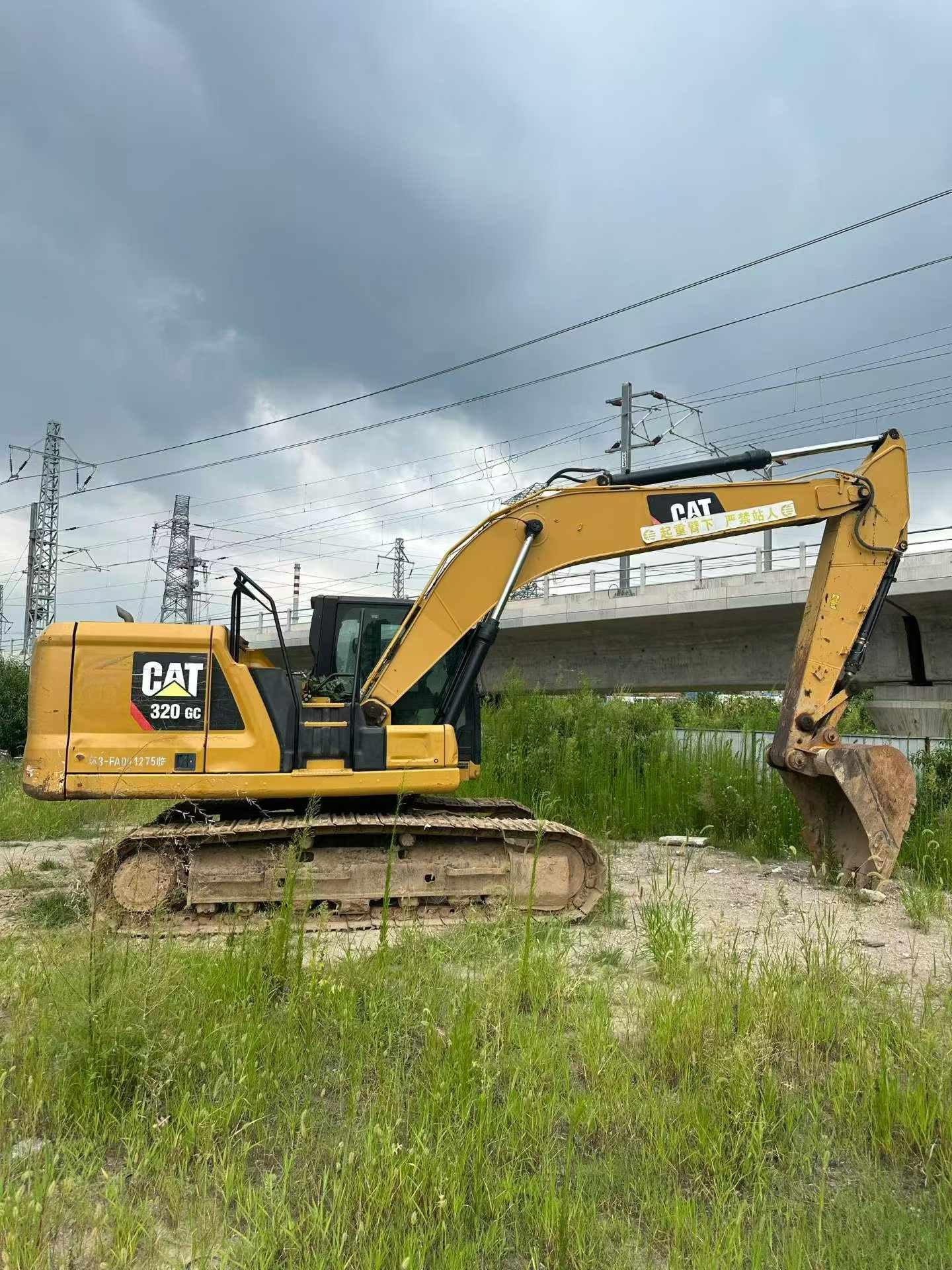 2019 Caterpillar 320GC Excavator Bekas