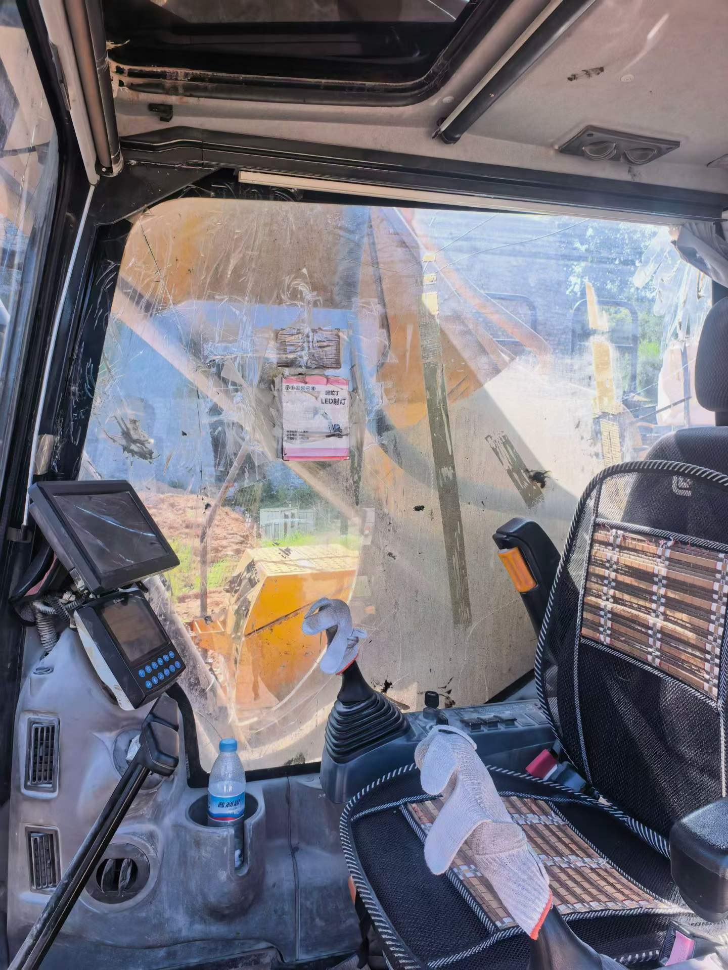 2021 حفارة ليوغونغ 650 مستعملة