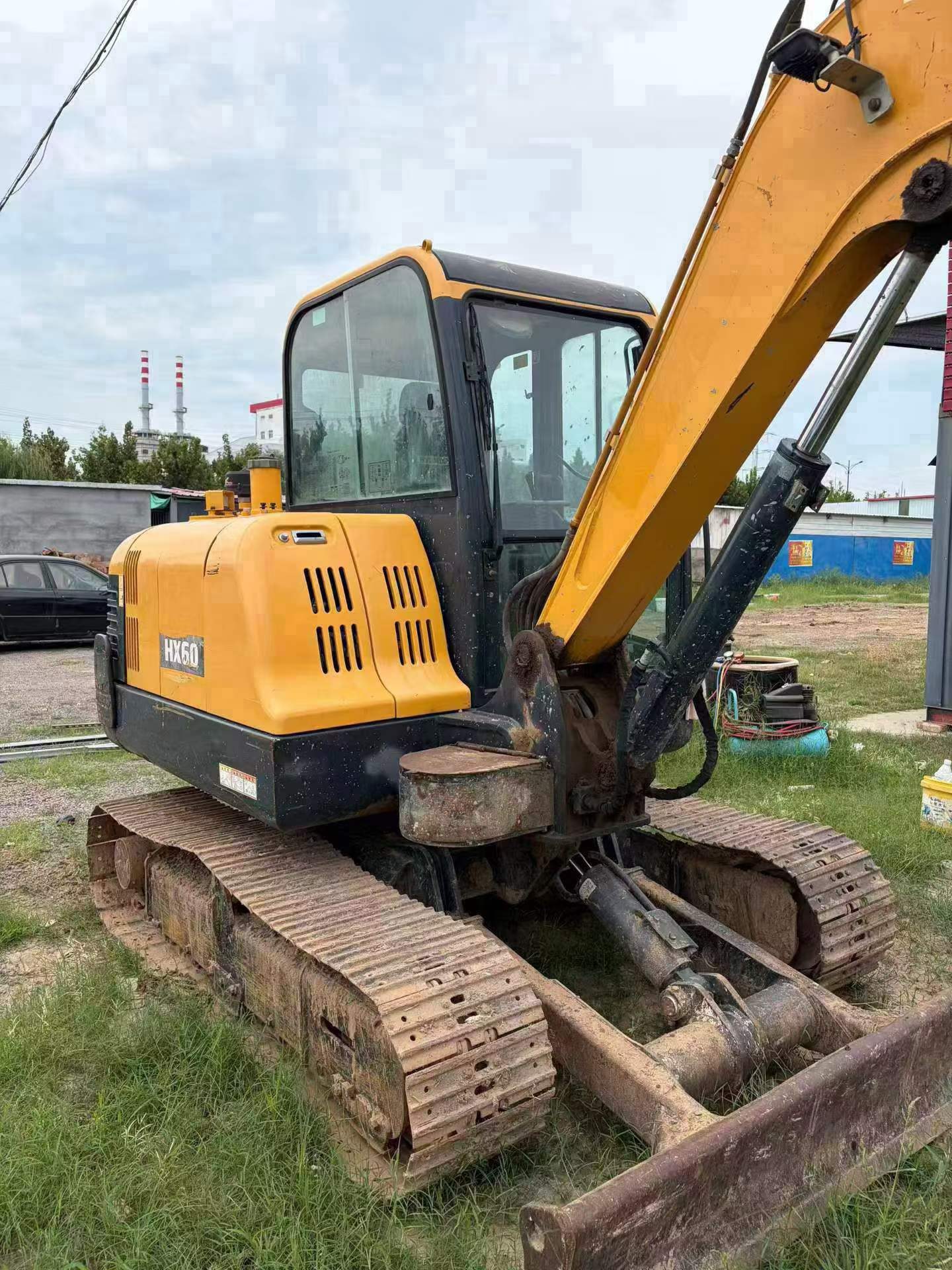 2020 год Современный 55 б/у экскаватор