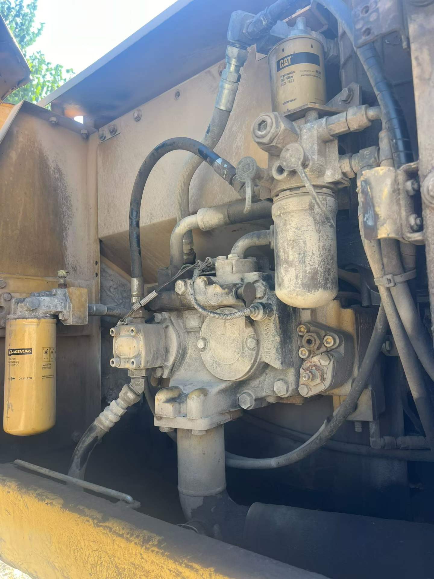 2011 год Caterpillar 323D б/у экскаватор