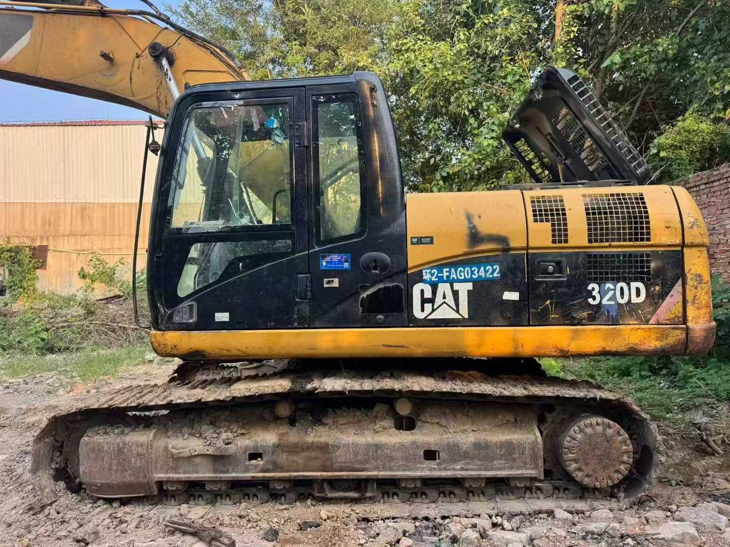 2011 Caterpillar 320D Escavadeira Usada