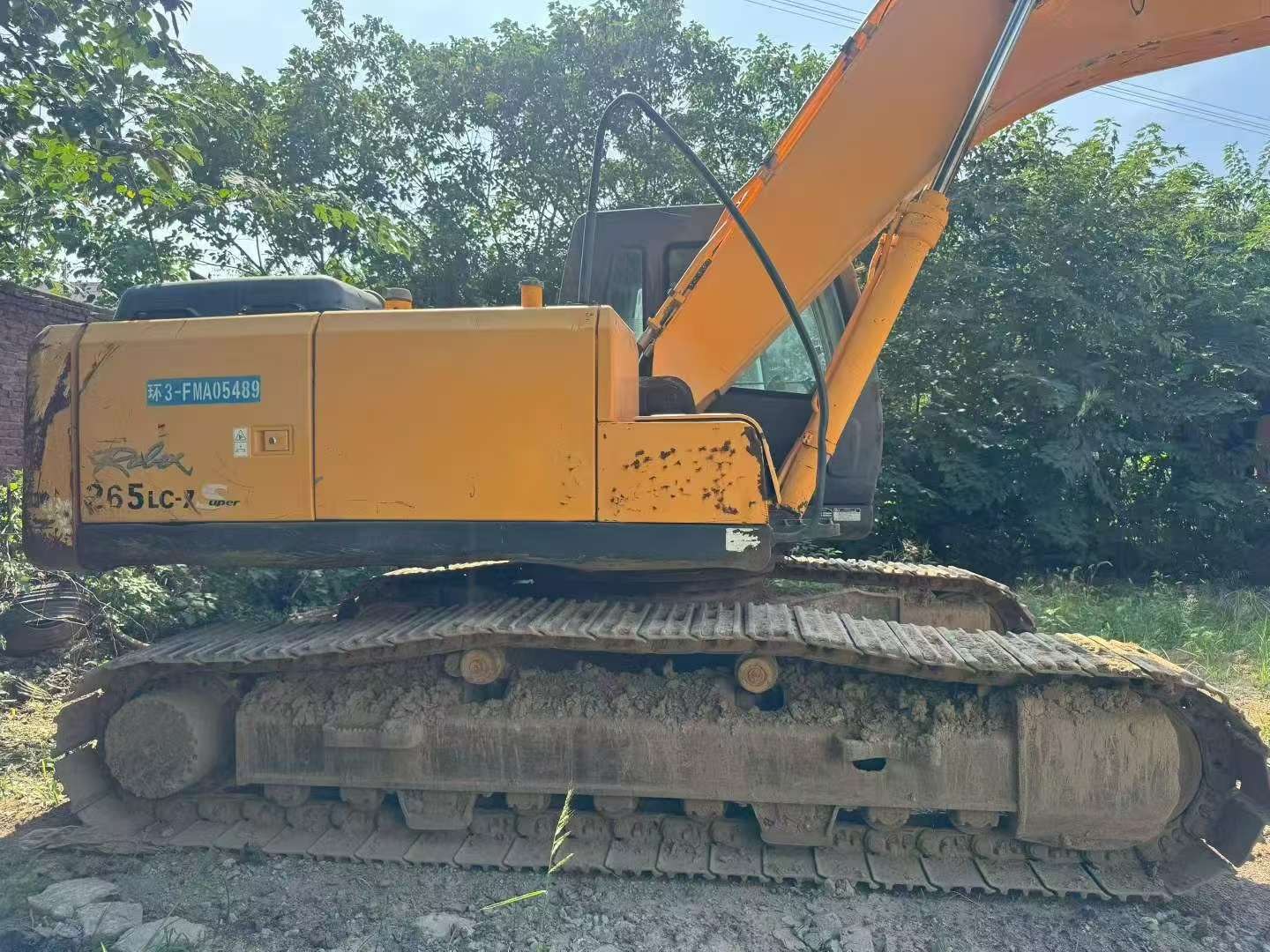 2015 Hyundai 225LC-7S Used Excavator