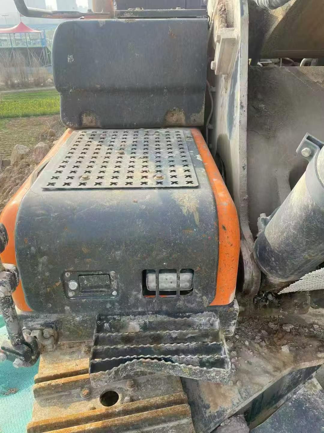2020 Doosan 520 Used Excavator