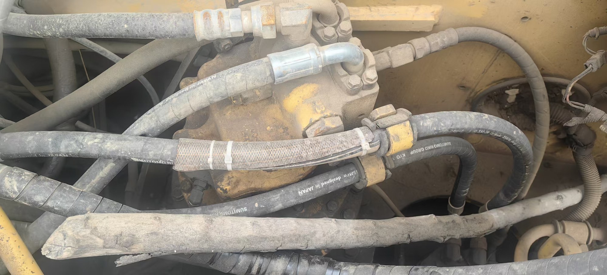 2011 Komatsu 200 Used Excavator