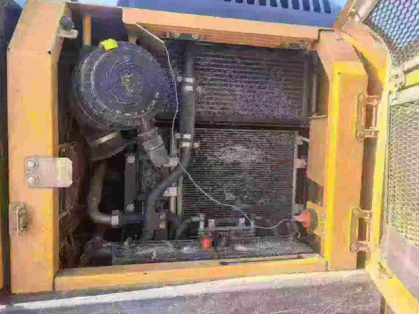 2021 سنة XCMG 155 حفارة مستعملة