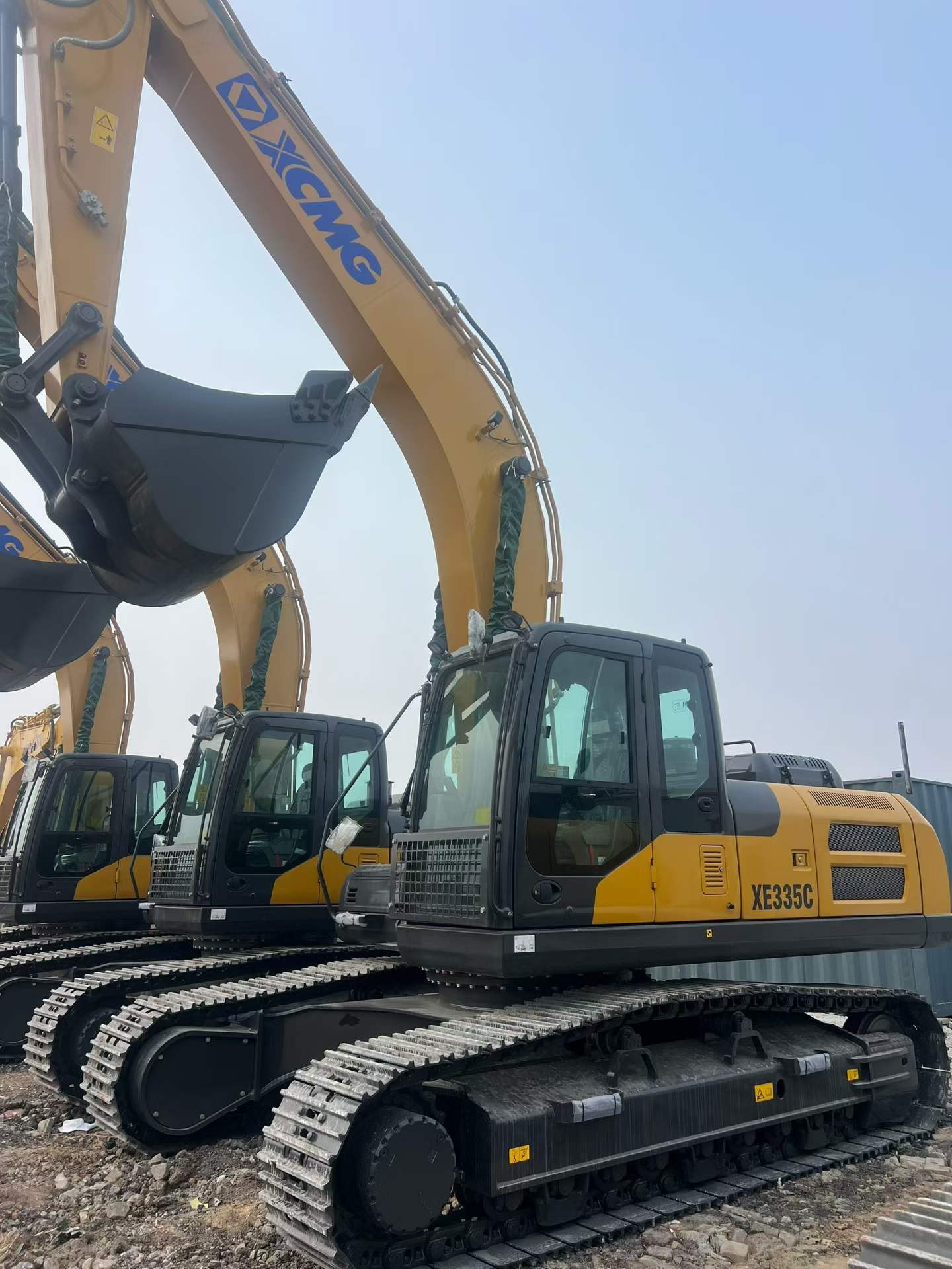 Tahun belum ditentukan XCMG 335C excavator bekas