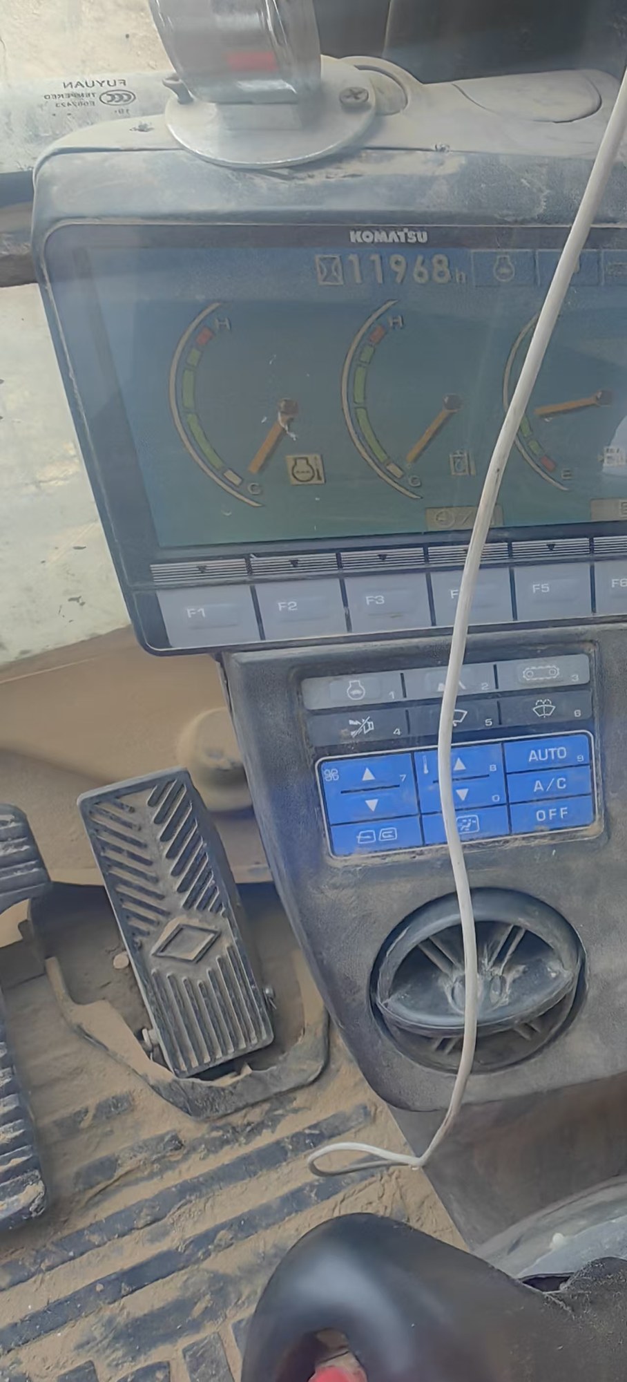 2011 Komatsu 200 Used Excavator