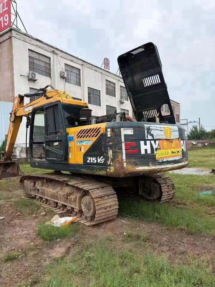 2018 Hyundai 215 Escavadeira Usada