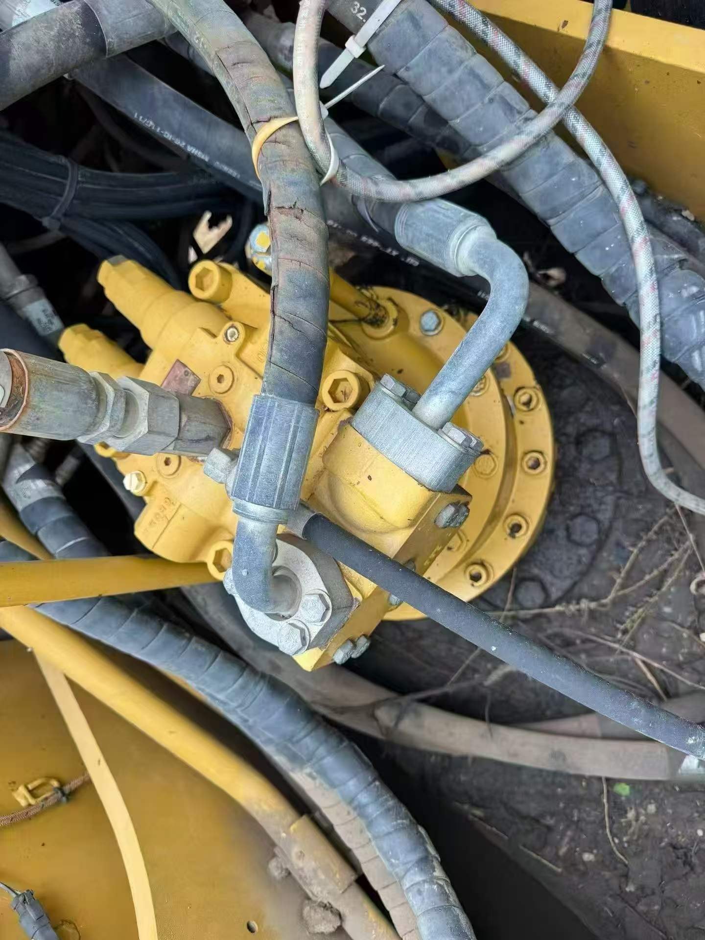 2017 Caterpillar 320D2 Excavator Bekas