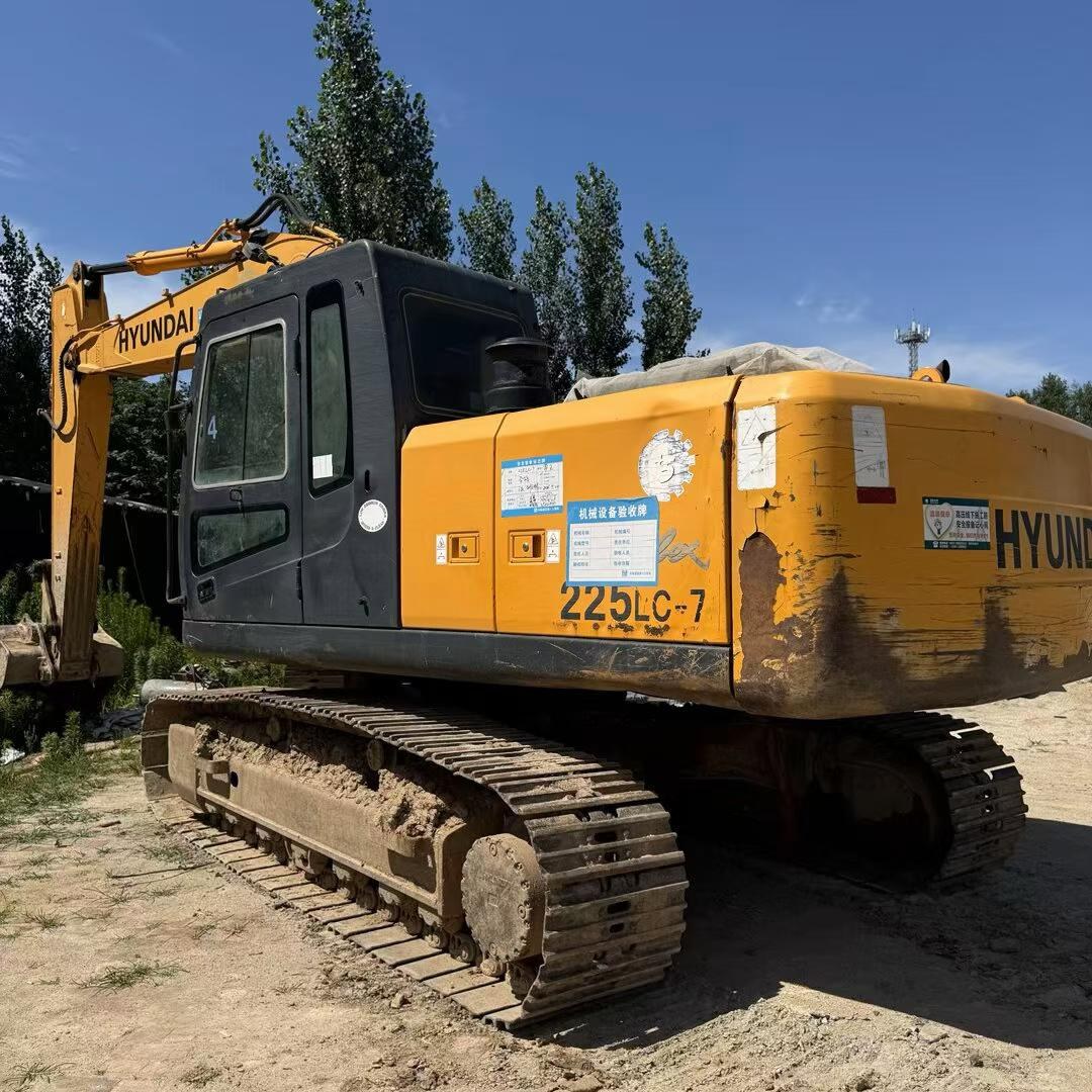 2012 Hyundai 215-7C Excavator Bekas