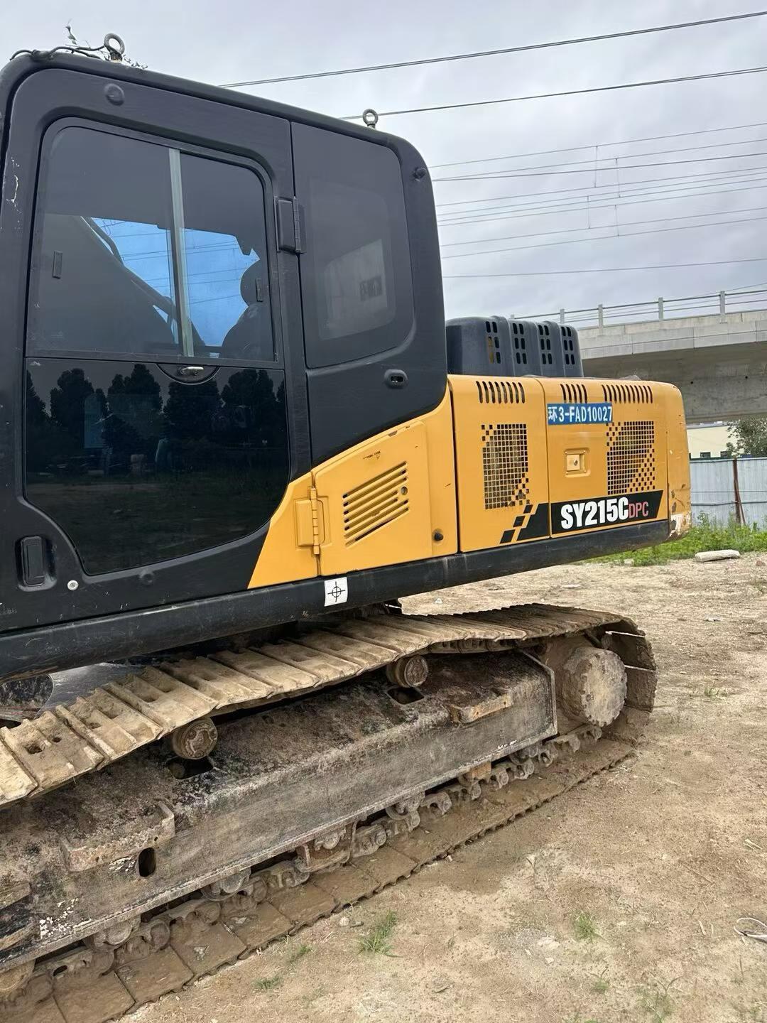 2021 рік SANY 205C вживаний екскаватор