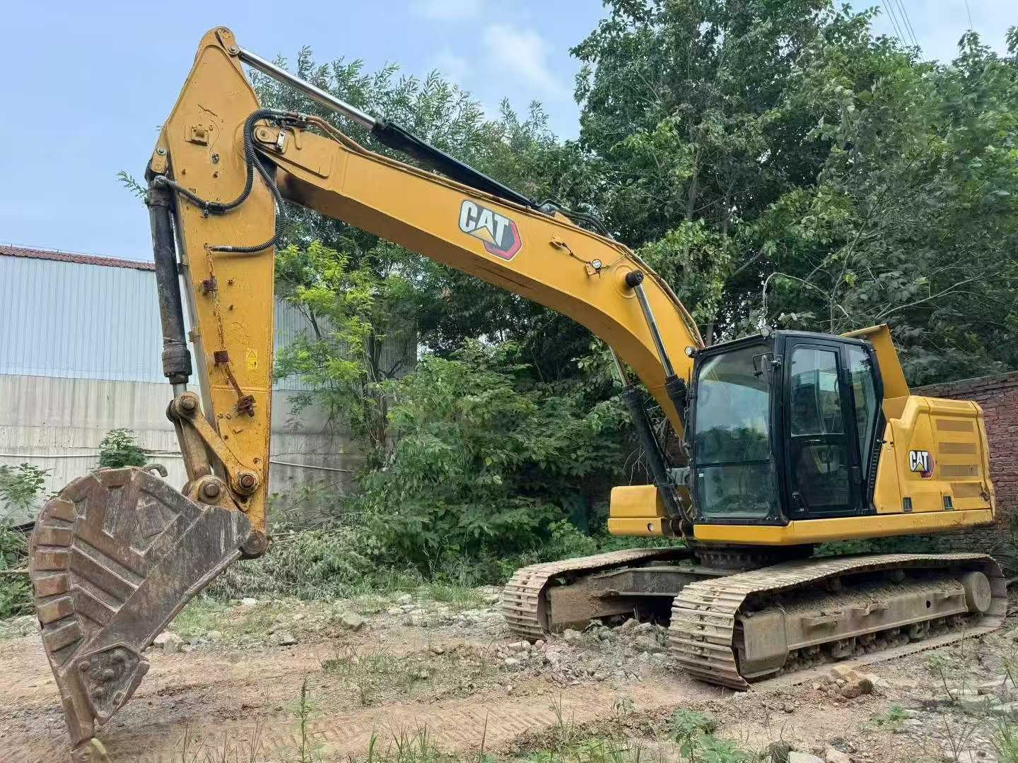 2020 год Caterpillar 320 б/у экскаватор