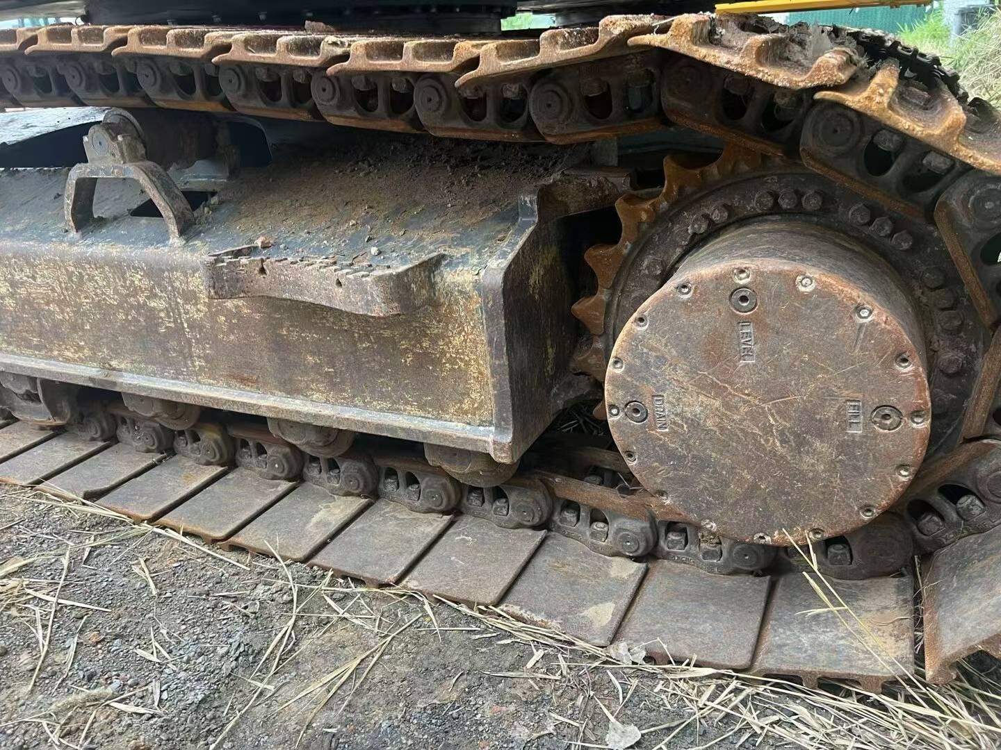 2021 حفارة XCMG 205DA مستعملة