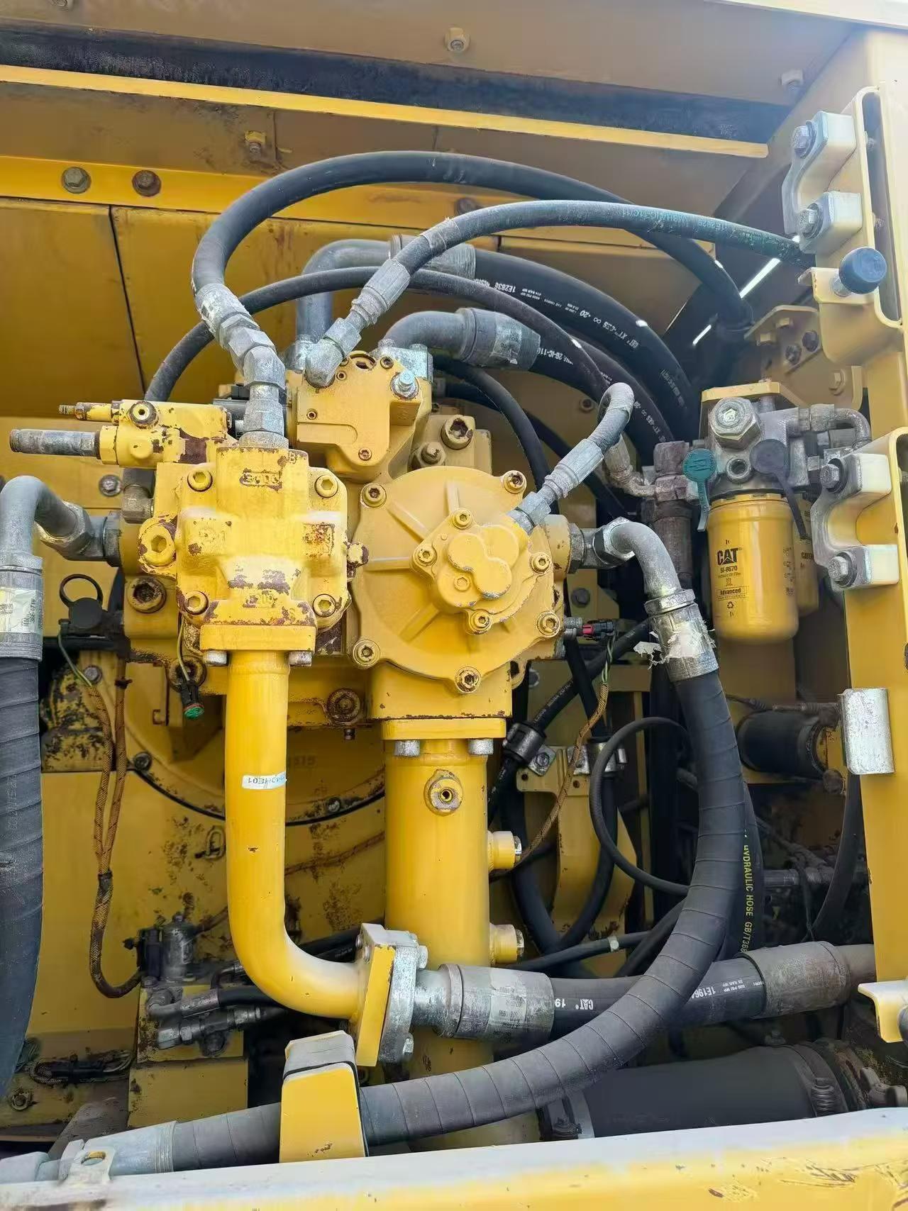 2016 Caterpillar 349D2 Excavator Bekas