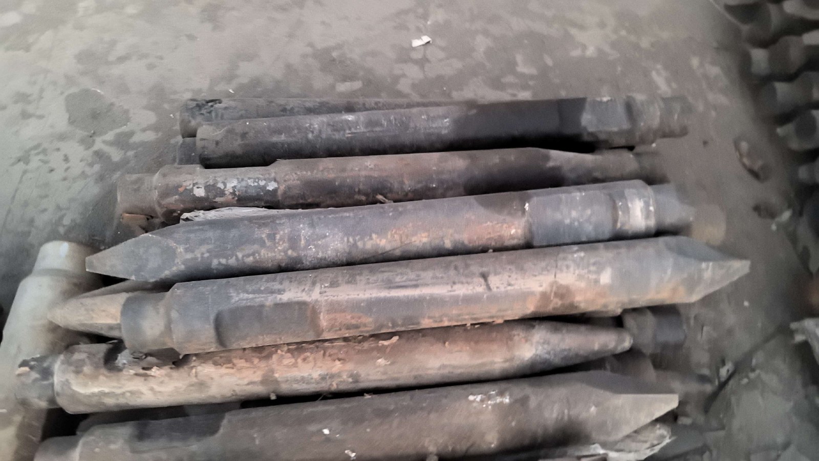 Mata pahat hidrolik (tersedia stok model 140/Φ100 dan lainnya)